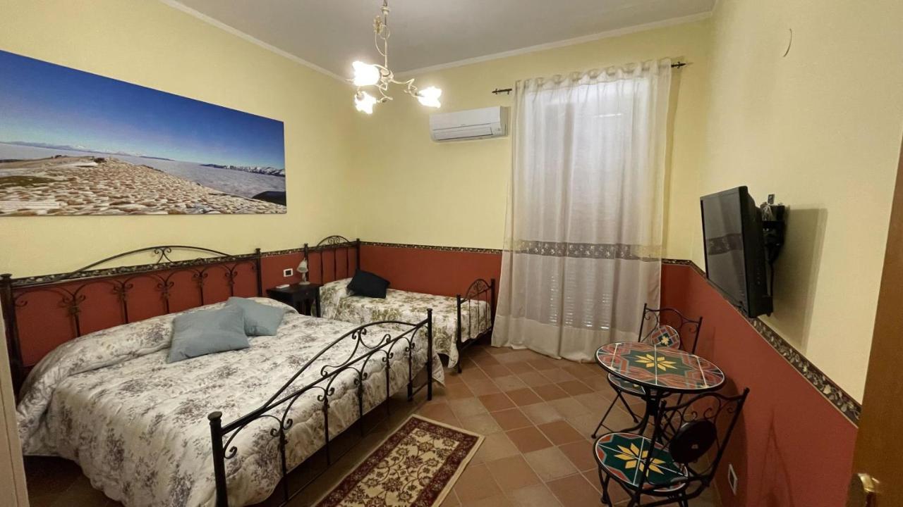 Casa Vacanze Da Anna Apartment Sulmona Exterior photo